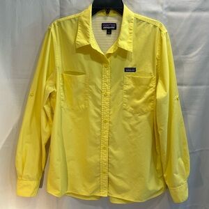 Patagonia Sunny Yellow Nylon Long Sleeve Button Down Roll Up Sleeves Size Large
